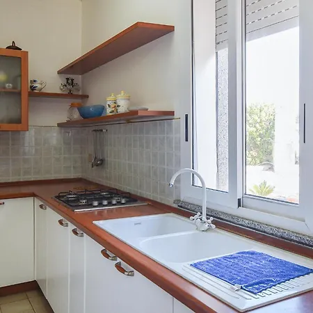 펜션 Amazing In With Kitchen